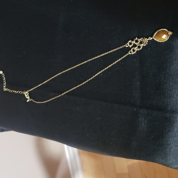Vintage JJH Gold Tone Necklace - Picture 2 of 4
